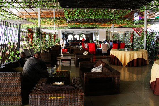 Bamboo rooftop restaurant Kigali-Neza SAFARIS