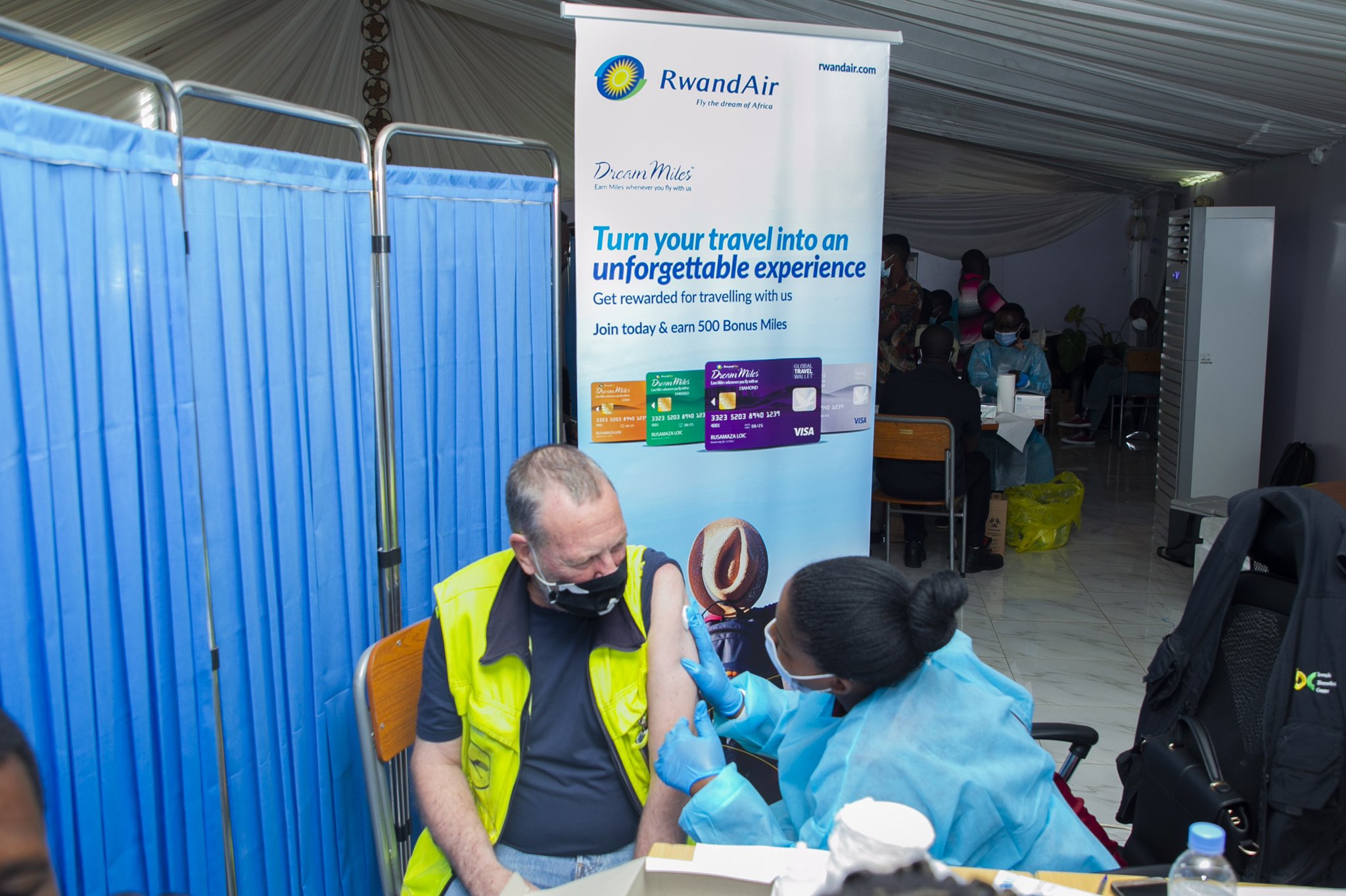 RwandAir is the first African airline to vaccinate all staff against Covid-19 | Neza SAFARIS
